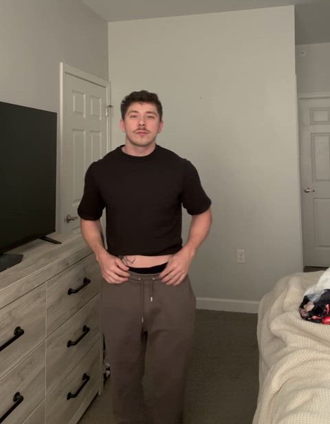 Undressing with baggy clothes is always so funny to me ๐น