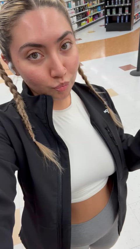 amateur flashing onlyfans hold-the-moan latinas clip