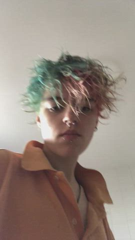 Need to be fucked >_<