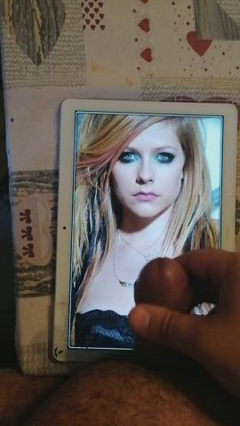 avril lavigne cumshot tribute clip