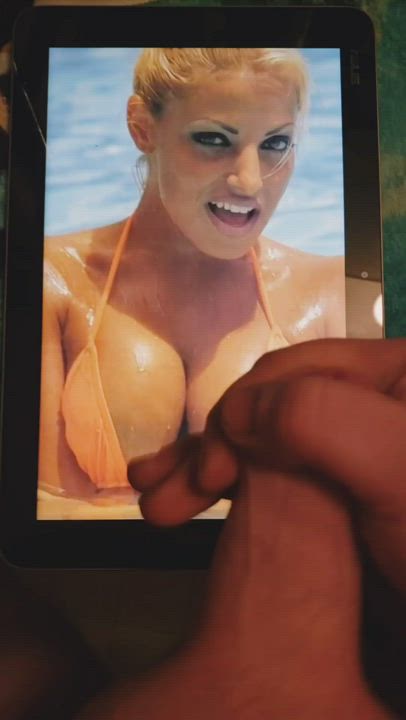 Cumshot Tribute Trish Stratus clip
