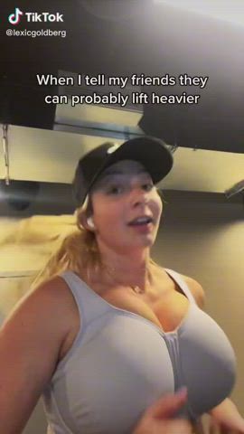 Bouncing Tits Gym Pawg TikTok clip