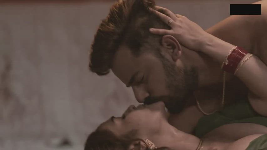 Desi Indian Kissing Wife clip