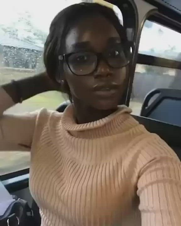Candid Ebony Natural clip