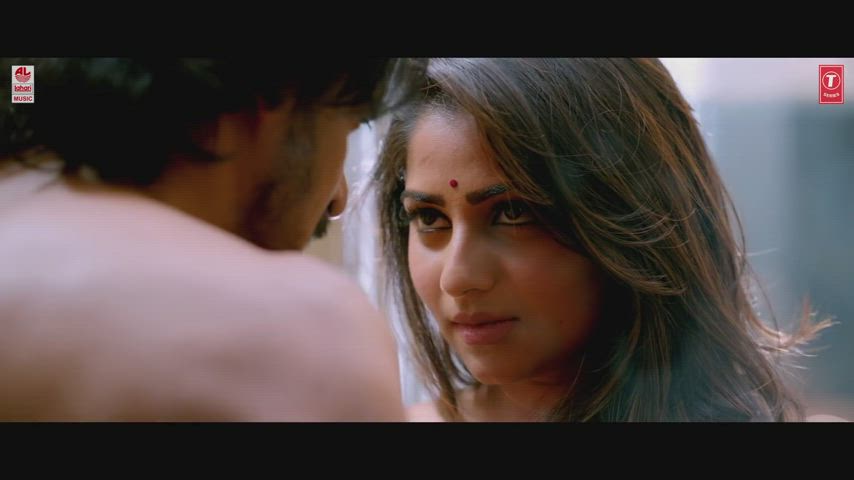 bollywood saree shower clip