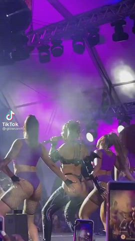 Big Ass Latina Twerking clip