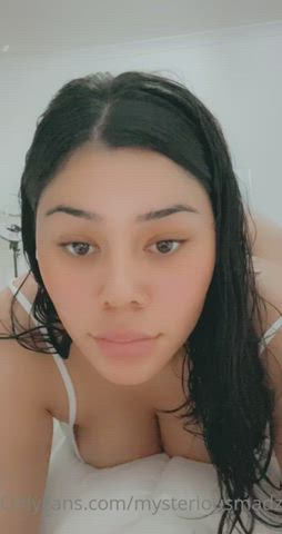 Back Arched Bubble Butt Latina clip