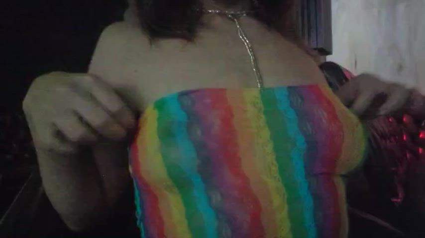 amateur boobs cute natural tits onlyfans petite striptease tease tits onlyfans-creators