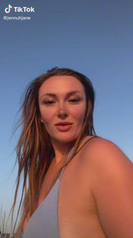 Ass Jiggling Thong TikTok clip