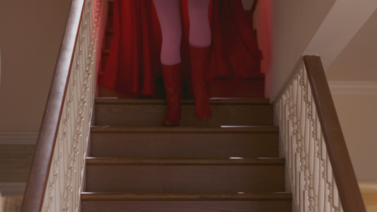 Elizabeth Olsen Tights clip