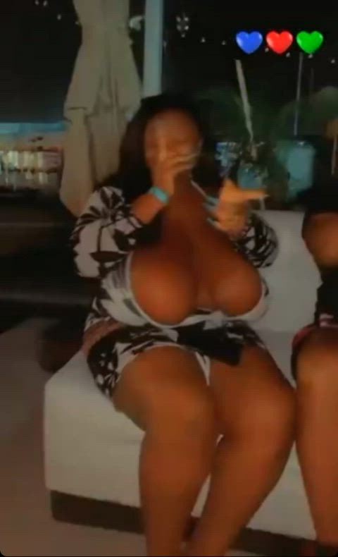 amateur big tits boobs busty ebony huge tits natural tits tits clip