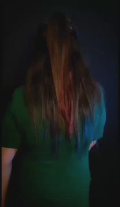 Curvy Dancing Indian clip