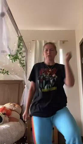Dancing Teen Twerking clip