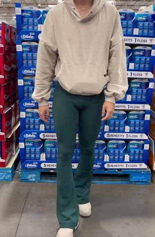 femboy flashing sissy clip