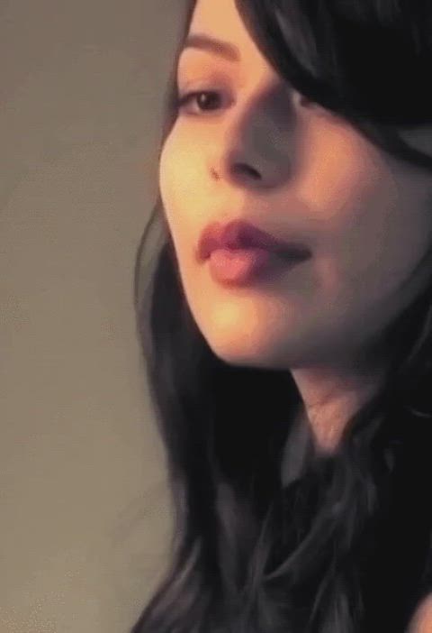 brunette lips miranda kerr clip