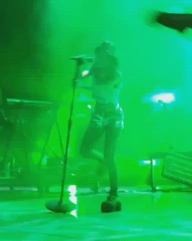 Celebrity Erotic Legs clip