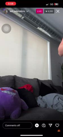 big tits flashing nipples nipslip tits clip