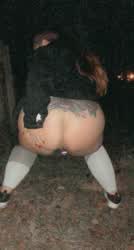 Big ass BBW midnight pee