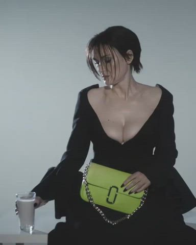 cleavage sexy winona ryder clip