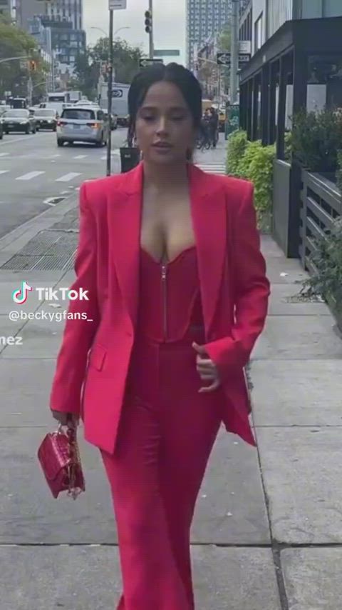 cleavage latina sexy voice clip