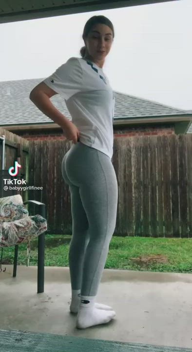 Pawg Socks TikTok Twerking clip