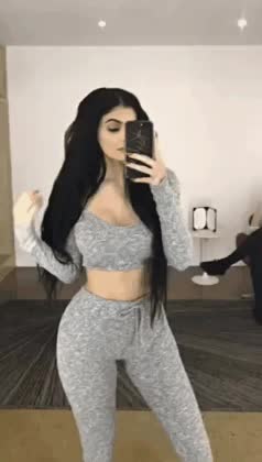 Kylie Jenner clip