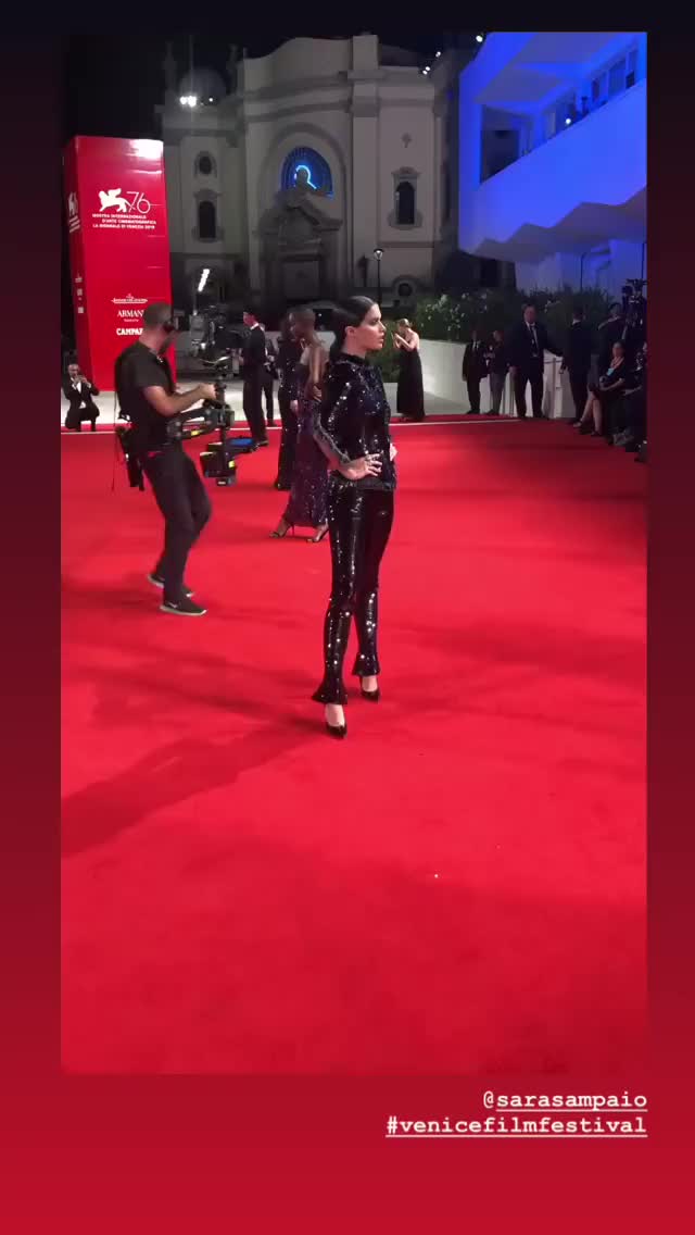 Sara Sampaio clip