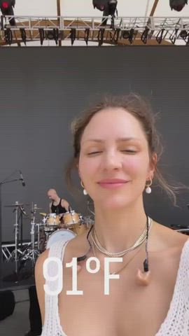 big tits cleavage katharine mcphee clip