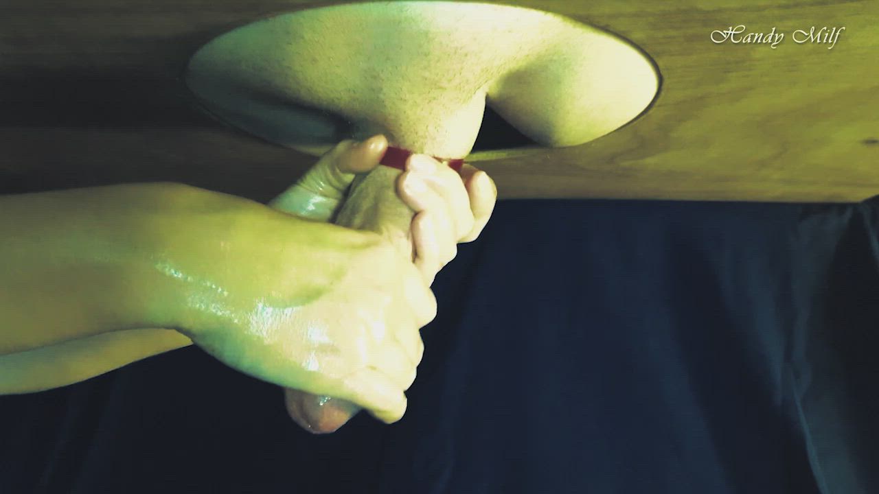 Two handed milking