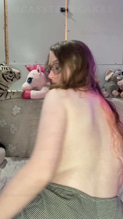 please cream my cupcakes to the brim daddy π₯΅