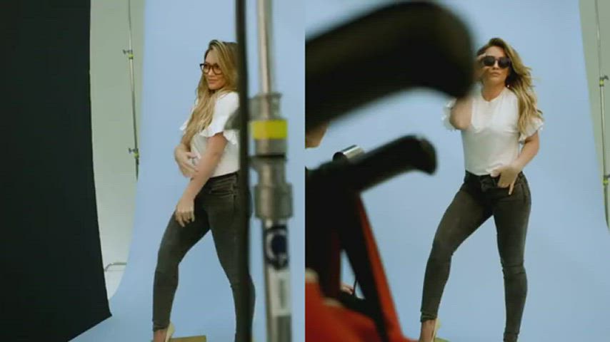 celebrity hilary duff sexy clip