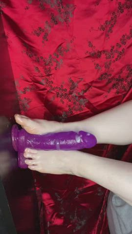 Cumshot footjob
