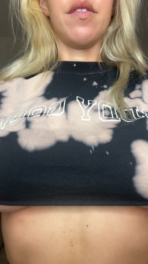 american big tits boobs huge tits natural tits tits clip