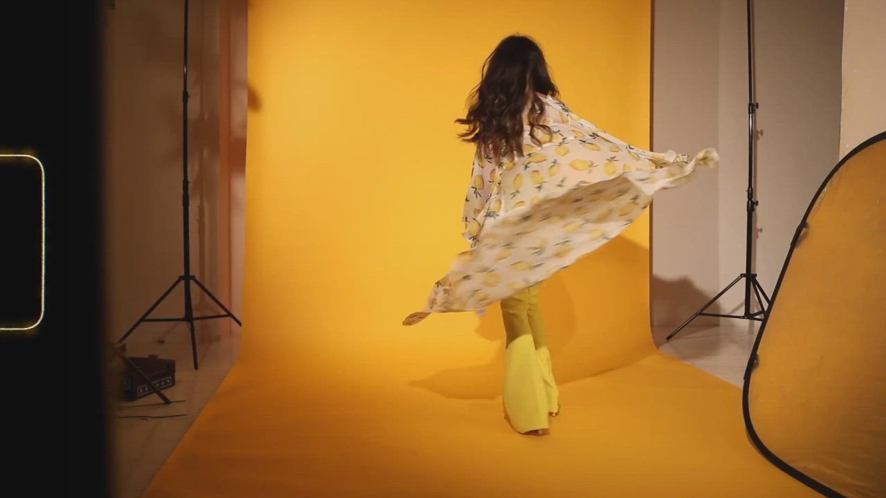 British Brunette Model clip