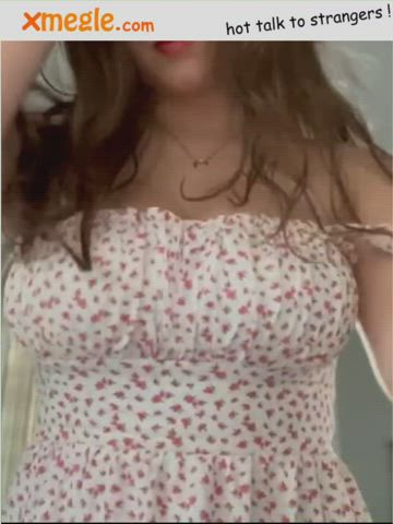 big tits boobs bouncing tits huge tits webcam clip