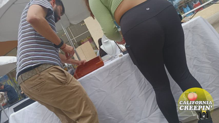 Candid Fetish Leggings Voyeur clip