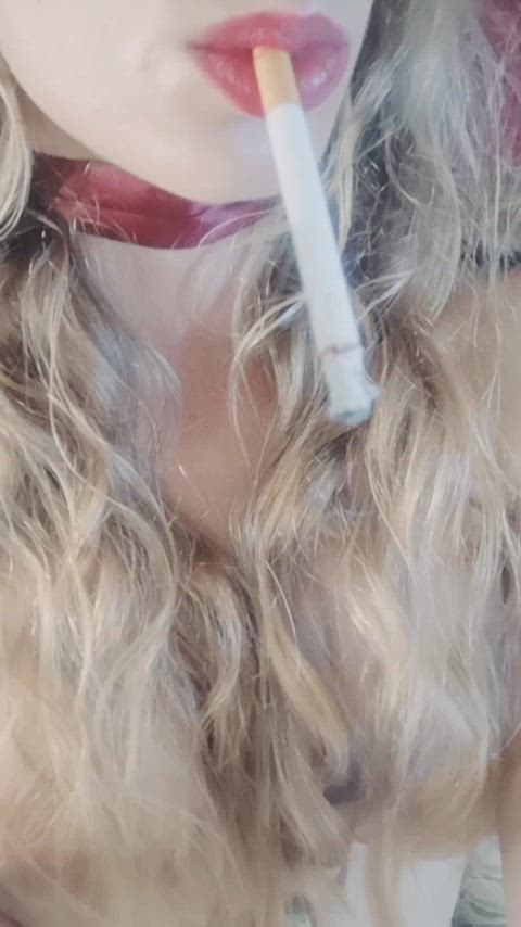 lovely smokey lips ππ¬