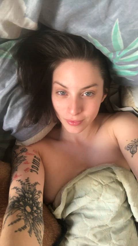 bisexual blue eyes lesbian onlyfans straight teen white girl clip