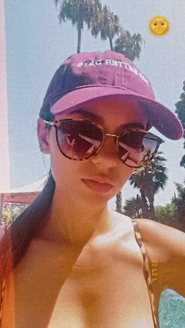 bikini cleavage victoria justice clip