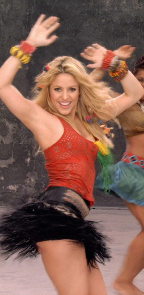 celebrity plot shakira clip