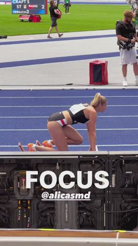 Blonde Legs Outdoor clip