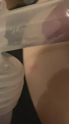 lactating milf pregnant clip