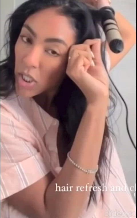 big tits downblouse nipslip clip