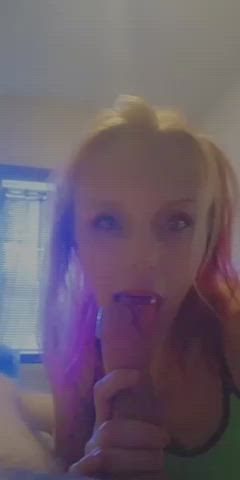 amateur blonde blowjob blue eyes eye contact homemade hotwife pov sucking clip