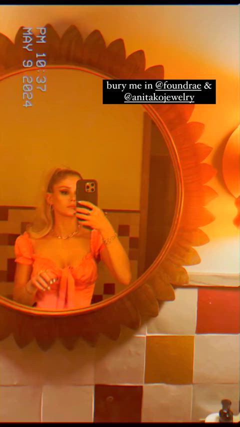 actress blonde celebrity clip