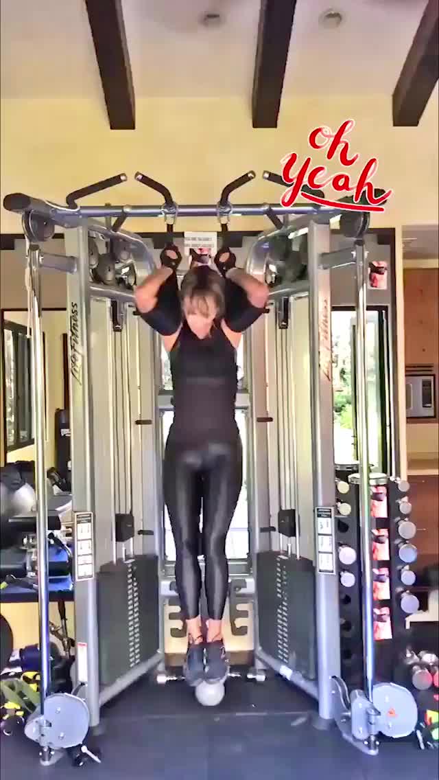 Celebrity clip