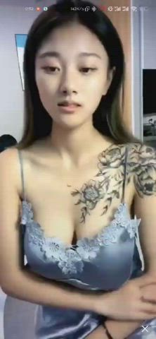 Asian Huge Tits Nipples clip