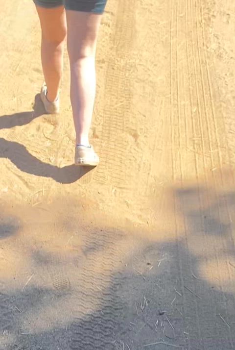 amateur ass blonde booty candid teen voyeur walking blowjobs clip