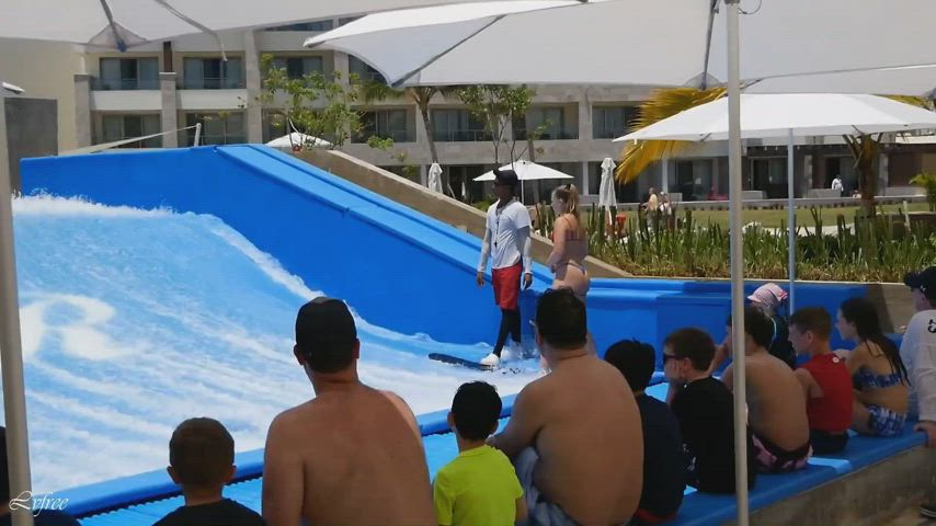 babe big ass bikini blonde girlfriend jiggling pawg white girl clip
