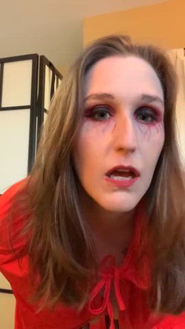 milf tits vampire clip